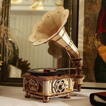 ROKR DIY Crank Classic Gramophone | Model Kit & Puzzle - Diyzzle